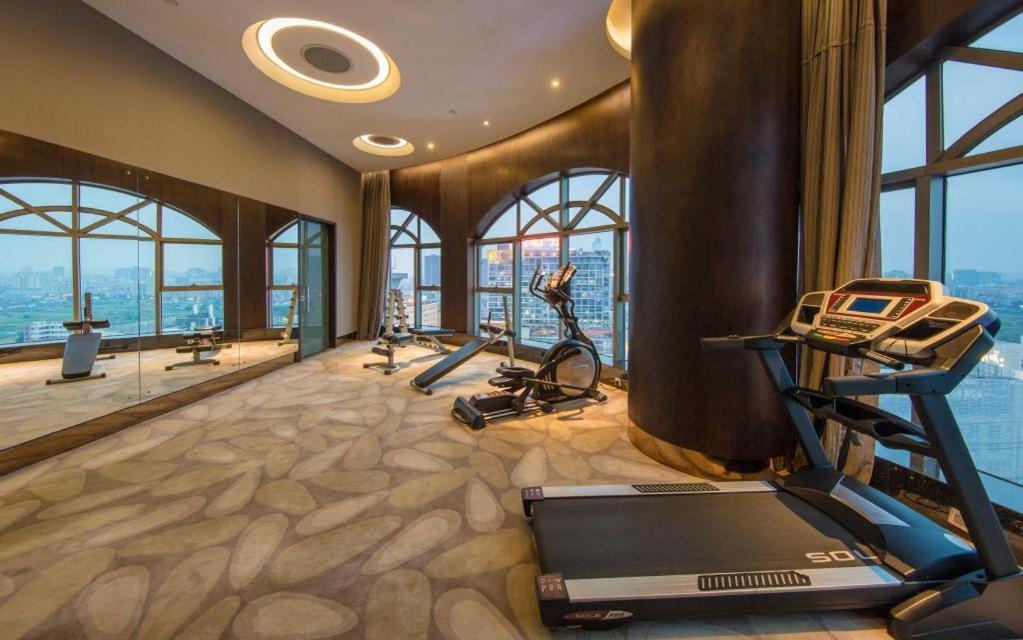 Maison New Century Hotel Dongguan Dongguan  Exterior foto